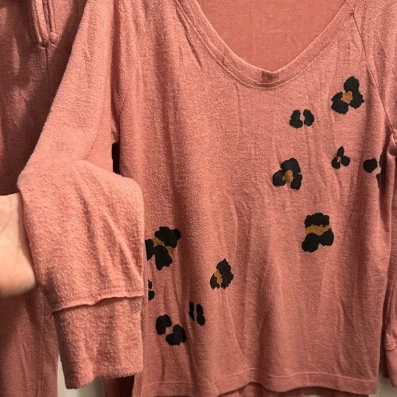 Women's Coral Leopard Print Pajama Set - Picture 6 of 15